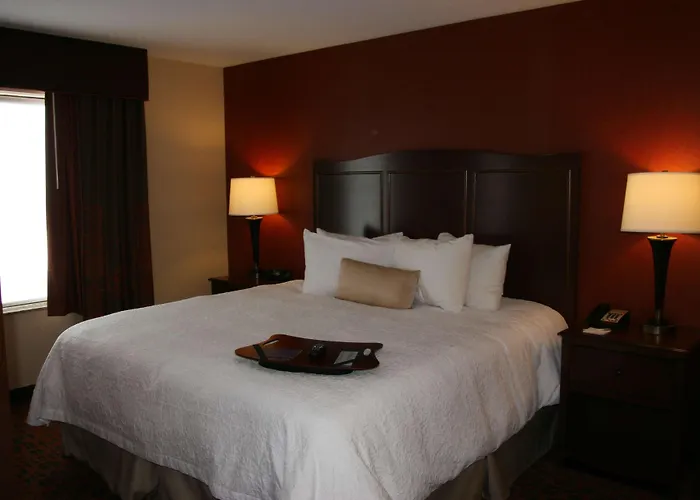 Hampton Inn And Suites Peru
