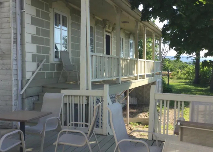 Auberge La Camarine Beaupre