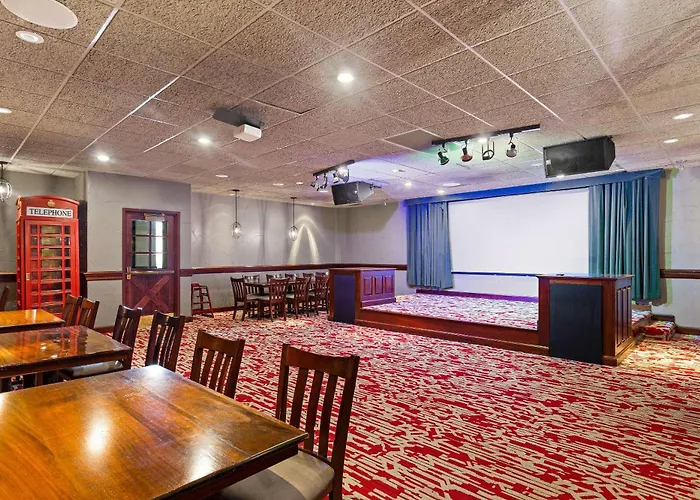 Wingate By Wyndham South Bend - Notre Dame Hotel