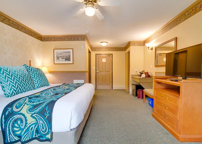 Holland America Dawson City Inn