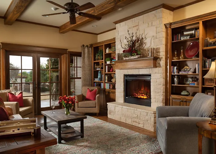 Inn On Lake Granbury A Boutique Hotel