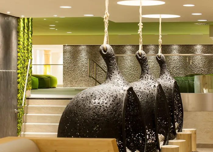 Aqua Dome 4 Sterne Superior Hotel & Tirol Therme Laengenfeld
