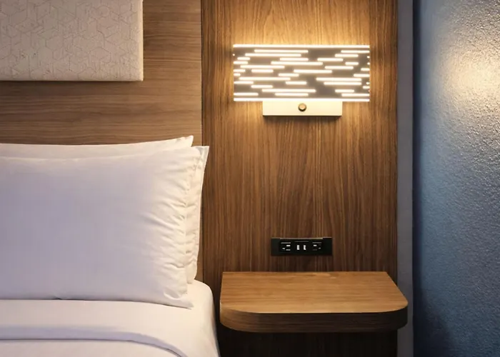 Holiday Inn Express Hotel & Suites St. Paul - Woodbury By Ihg