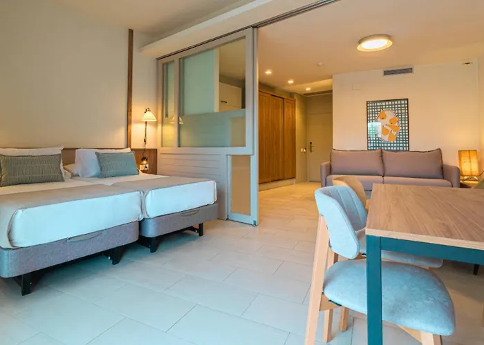 Ohtels Les Oliveres El Perello 