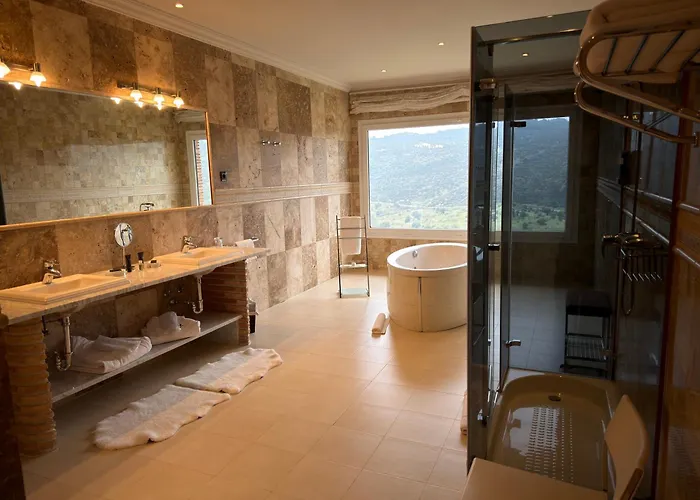 Los Cinco Enebros Hotel & Spa By Bossh! Hotels Robledo de Chavela