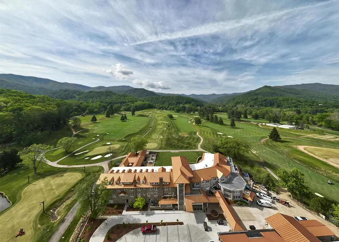 Waynesville Inn And Golf Club, Tapestry Collection By Hilton