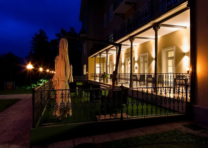 Rimske Terme Resort - Hotel Zdraviliski Dvor Rimske Toplice