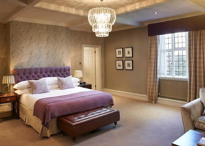 The Manor Elstree Hotel